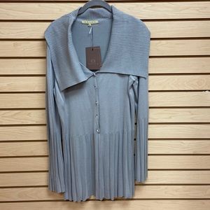 Kailua K Women fashionable sweater Size XL